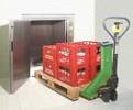 Waagehubwagen bei der W�gung.