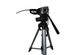 Kamera mit adaptiertem Endoskop PV-636 und additional erhltlichem Stativ