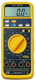 Universal-RLC-Messer LCR 9073 mit RS-232 Schnittstelle