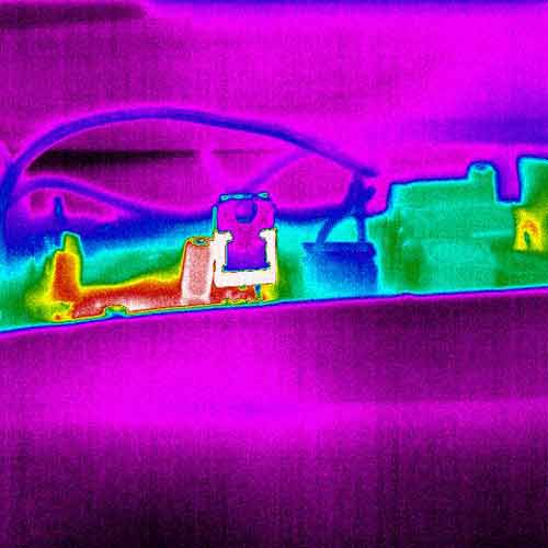 Passend dazu die Aufnahme in rainbow mit der Wärmebildkamera PCE-TC 34