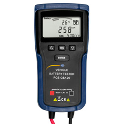 Handgert vom Batterietester PCE-CBA 20