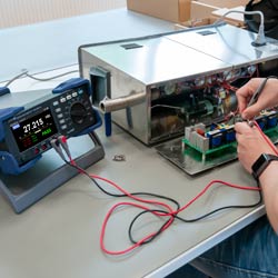 Anwendungsbeispiel mit dem Digitalmultimeter PCE-BDM 20