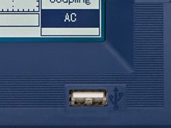 USB-Anschluss zur Verbindung vom Digitaloszilloskop mit dem PC