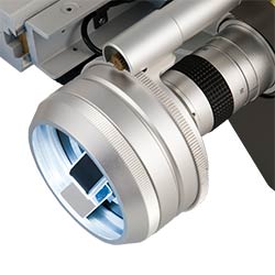 Die Spiegellinse vom motorisierten 3D-Mikroskop PCE-MVM 3D